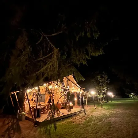 Wolny Glamping Na Mazurach * Lawki